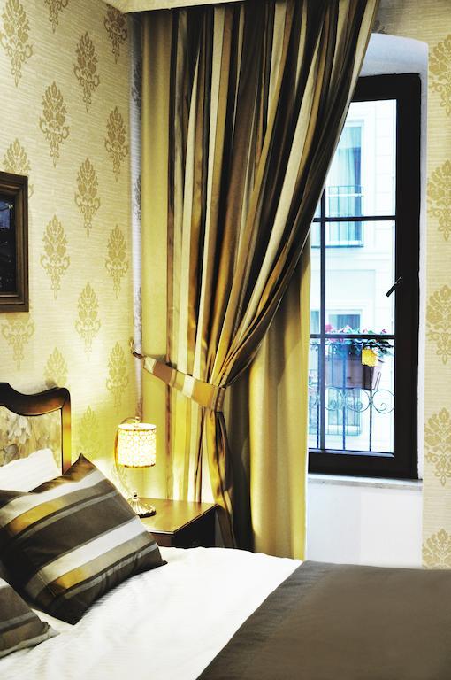 Taksim House Hotel Istanbul Exterior photo